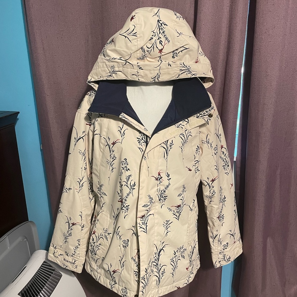 Women’s Burton ski/snow jacket